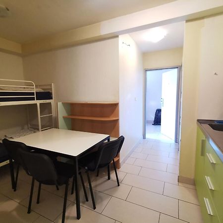 Simbol Rooms With Free Private Parking Любляна Номер фото