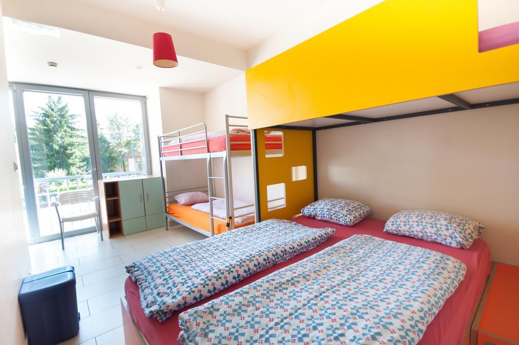 Simbol Rooms With Free Private Parking Любляна Номер фото