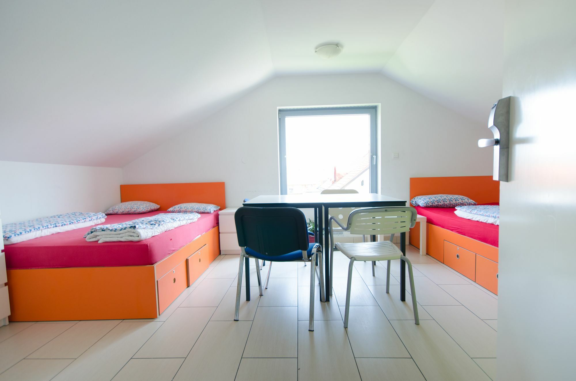 Simbol Rooms With Free Private Parking Любляна Экстерьер фото